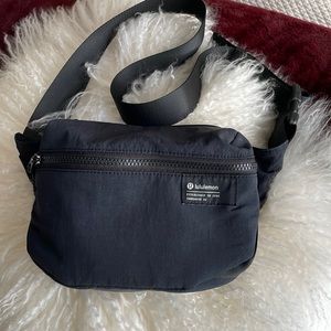 Lululemon bag